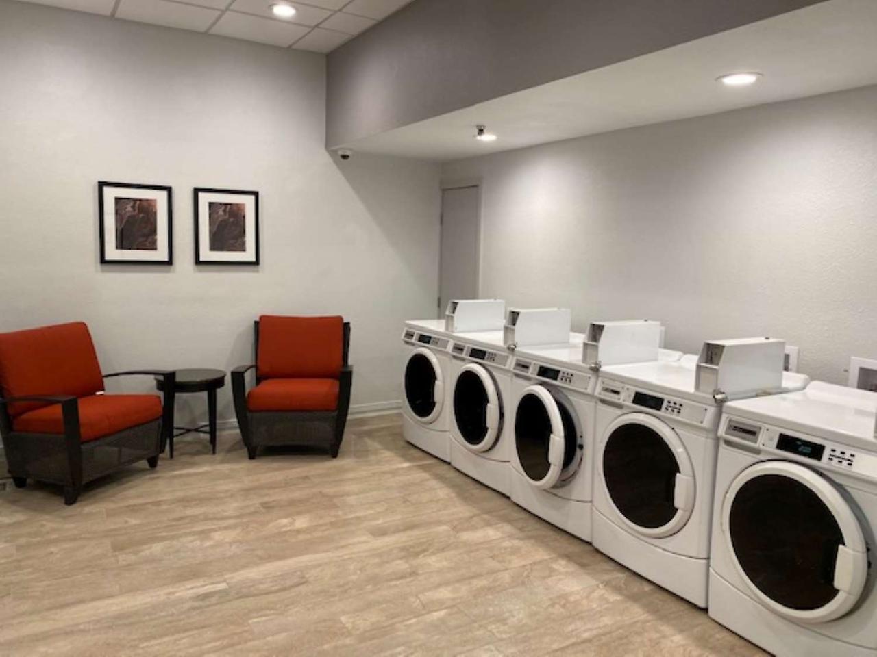 Best Western Premier Denver East Eksteriør bilde